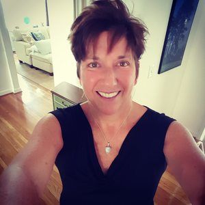 Meet your Posher, Christine